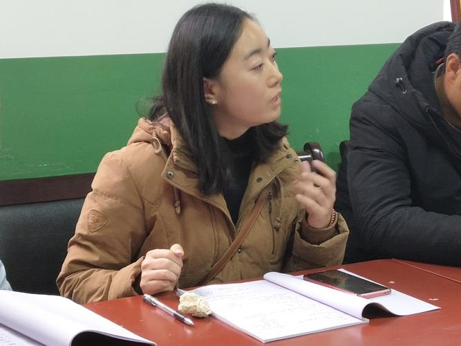 教学观摩展风采 研讨互评促提升
